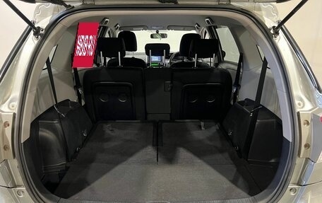 Toyota Wish II, 2009 год, 1 050 000 рублей, 39 фотография