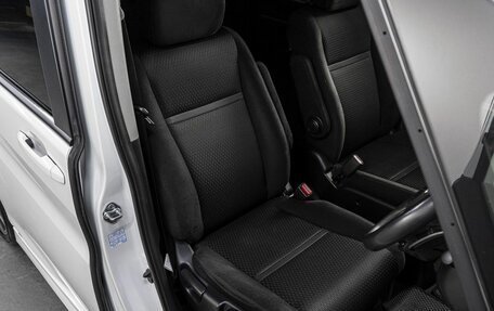 Honda Stepwgn IV, 2019 год, 2 450 000 рублей, 13 фотография