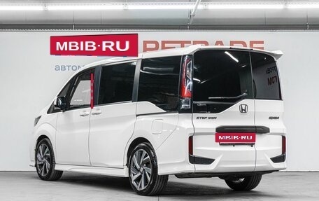 Honda Stepwgn IV, 2019 год, 2 450 000 рублей, 8 фотография