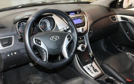Hyundai Avante, 2011 год, 877 000 рублей, 9 фотография