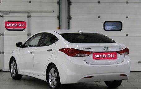 Hyundai Avante, 2011 год, 877 000 рублей, 7 фотография