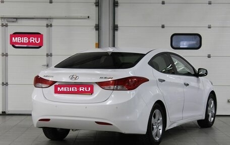 Hyundai Avante, 2011 год, 877 000 рублей, 5 фотография