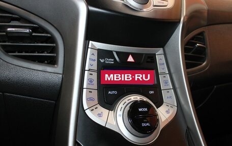 Hyundai Avante, 2011 год, 877 000 рублей, 18 фотография