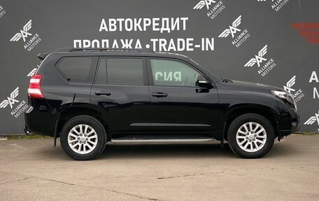 Toyota Land Cruiser Prado 150 рестайлинг 2, 2015 год, 3 505 000 рублей, 9 фотография