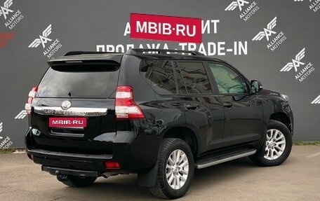 Toyota Land Cruiser Prado 150 рестайлинг 2, 2015 год, 3 505 000 рублей, 8 фотография