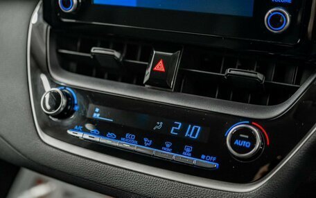 Toyota Corolla, 2019 год, 1 749 000 рублей, 14 фотография