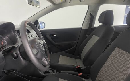 Volkswagen Polo VI (EU Market), 2012 год, 930 000 рублей, 11 фотография