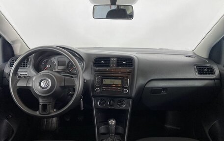 Volkswagen Polo VI (EU Market), 2012 год, 930 000 рублей, 15 фотография