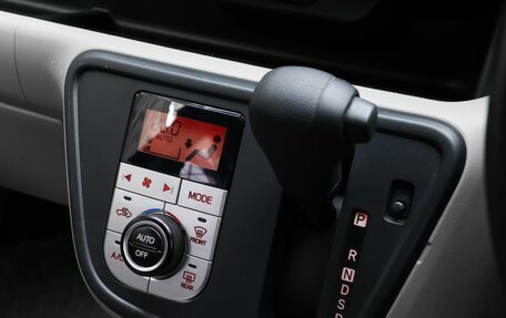 Toyota Passo III, 2017 год, 920 000 рублей, 12 фотография