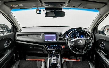Honda Vezel, 2019 год, 1 800 000 рублей, 9 фотография