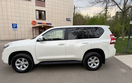 Toyota Land Cruiser Prado 150 рестайлинг 2, 2015 год, 3 500 000 рублей, 8 фотография