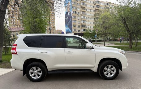 Toyota Land Cruiser Prado 150 рестайлинг 2, 2015 год, 3 500 000 рублей, 4 фотография