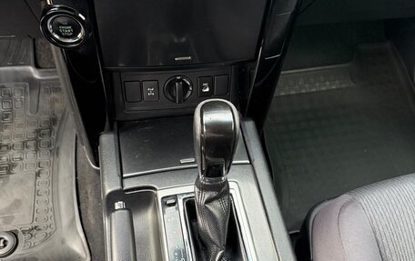 Toyota Land Cruiser Prado 150 рестайлинг 2, 2015 год, 3 500 000 рублей, 12 фотография