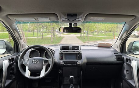 Toyota Land Cruiser Prado 150 рестайлинг 2, 2015 год, 3 500 000 рублей, 15 фотография