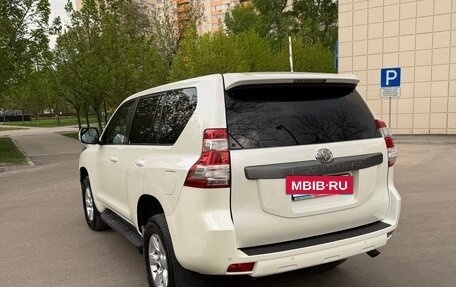 Toyota Land Cruiser Prado 150 рестайлинг 2, 2015 год, 3 500 000 рублей, 7 фотография
