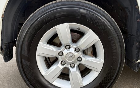 Toyota Land Cruiser Prado 150 рестайлинг 2, 2015 год, 3 500 000 рублей, 21 фотография