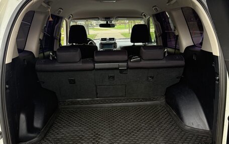 Toyota Land Cruiser Prado 150 рестайлинг 2, 2015 год, 3 500 000 рублей, 18 фотография