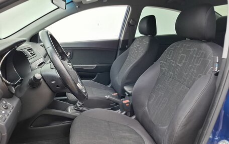 KIA Rio III рестайлинг, 2011 год, 810 000 рублей, 10 фотография