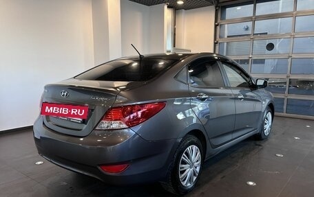 Hyundai Solaris II рестайлинг, 2014 год, 800 000 рублей, 3 фотография
