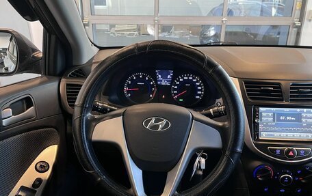 Hyundai Solaris II рестайлинг, 2014 год, 800 000 рублей, 10 фотография