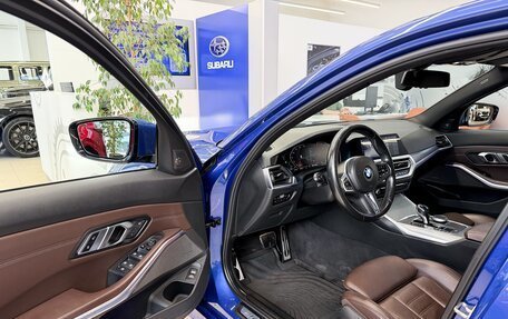 BMW 3 серия, 2020 год, 3 200 000 рублей, 14 фотография