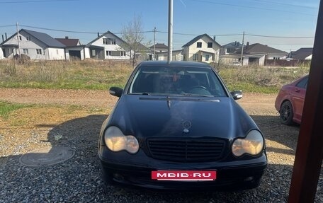 Mercedes-Benz C-Класс, 2003 год, 600 000 рублей, 5 фотография