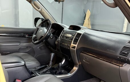 Toyota Land Cruiser Prado 120 рестайлинг, 2007 год, 2 700 000 рублей, 6 фотография