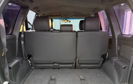 Toyota Land Cruiser Prado 120 рестайлинг, 2007 год, 2 700 000 рублей, 8 фотография