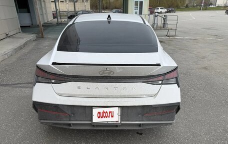 Hyundai Elantra, 2023 год, 1 750 000 рублей, 2 фотография