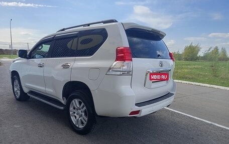 Toyota Land Cruiser Prado 150 рестайлинг 2, 2009 год, 2 650 000 рублей, 15 фотография
