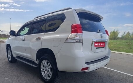 Toyota Land Cruiser Prado 150 рестайлинг 2, 2009 год, 2 650 000 рублей, 16 фотография
