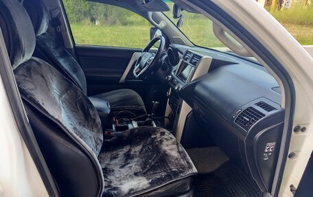 Toyota Land Cruiser Prado 150 рестайлинг 2, 2009 год, 2 650 000 рублей, 29 фотография
