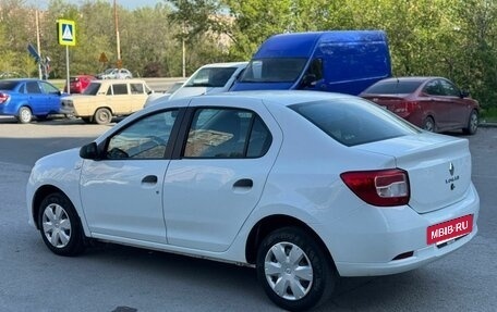 Renault Logan II, 2017 год, 580 000 рублей, 8 фотография
