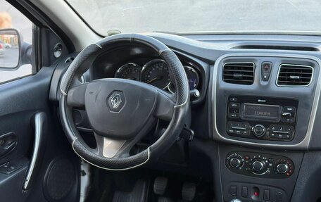 Renault Logan II, 2017 год, 580 000 рублей, 16 фотография