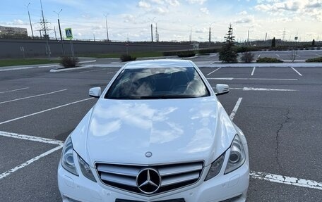 Mercedes-Benz E-Класс, 2013 год, 1 345 000 рублей, 2 фотография