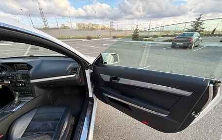 Mercedes-Benz E-Класс, 2013 год, 1 345 000 рублей, 24 фотография