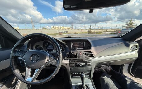 Mercedes-Benz E-Класс, 2013 год, 1 345 000 рублей, 29 фотография