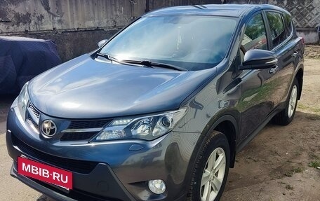 Toyota RAV4, 2013 год, 2 050 000 рублей, 4 фотография