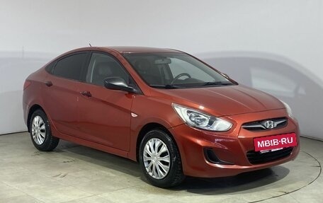 Hyundai Solaris II рестайлинг, 2012 год, 644 000 рублей, 8 фотография