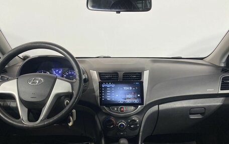 Hyundai Solaris II рестайлинг, 2012 год, 644 000 рублей, 21 фотография
