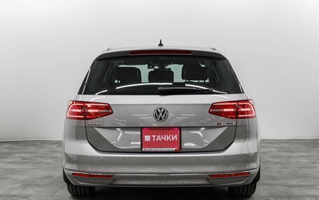 Volkswagen Passat B8 рестайлинг, 2016 год, 1 670 000 рублей, 5 фотография