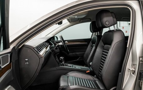 Volkswagen Passat B8 рестайлинг, 2016 год, 1 670 000 рублей, 6 фотография