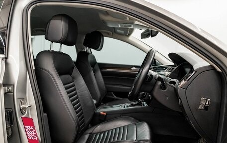 Volkswagen Passat B8 рестайлинг, 2016 год, 1 670 000 рублей, 7 фотография