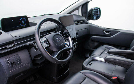 Hyundai Staria, 2021 год, 5 530 000 рублей, 7 фотография