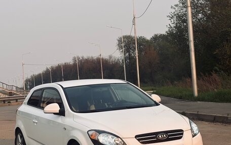 KIA cee'd I рестайлинг, 2009 год, 650 000 рублей, 2 фотография