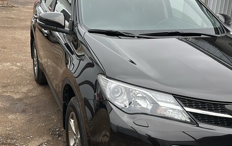 Toyota RAV4, 2015 год, 2 300 000 рублей, 3 фотография