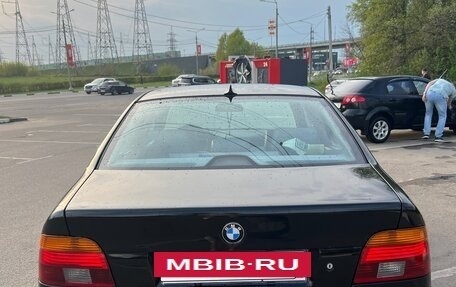 BMW 5 серия, 2001 год, 850 000 рублей, 17 фотография