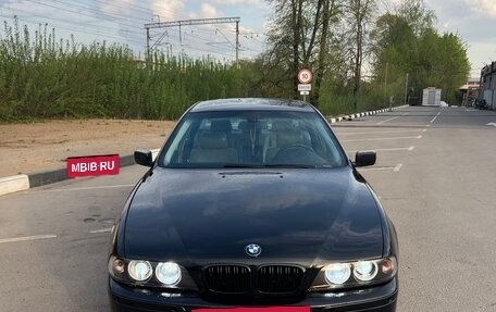 BMW 5 серия, 2001 год, 850 000 рублей, 15 фотография