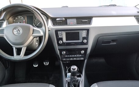 Skoda Rapid I, 2016 год, 1 300 000 рублей, 8 фотография