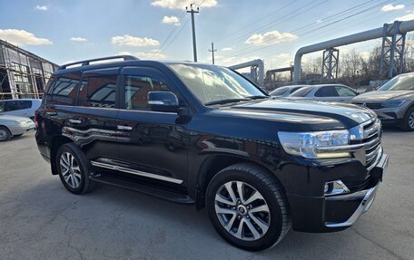 Toyota Land Cruiser 200, 2017 год, 7 350 000 рублей, 14 фотография